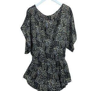 boho print loose fitting top  for women size medium JULES & JAMES